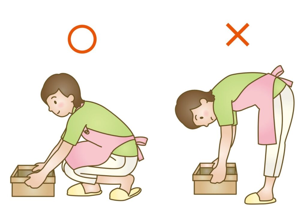 腰を傷めない持ち上げ方と腰に負担がかかる持ち上げ方のイラスト